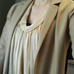 ベージュとキャメル色のコーデ 今日の服