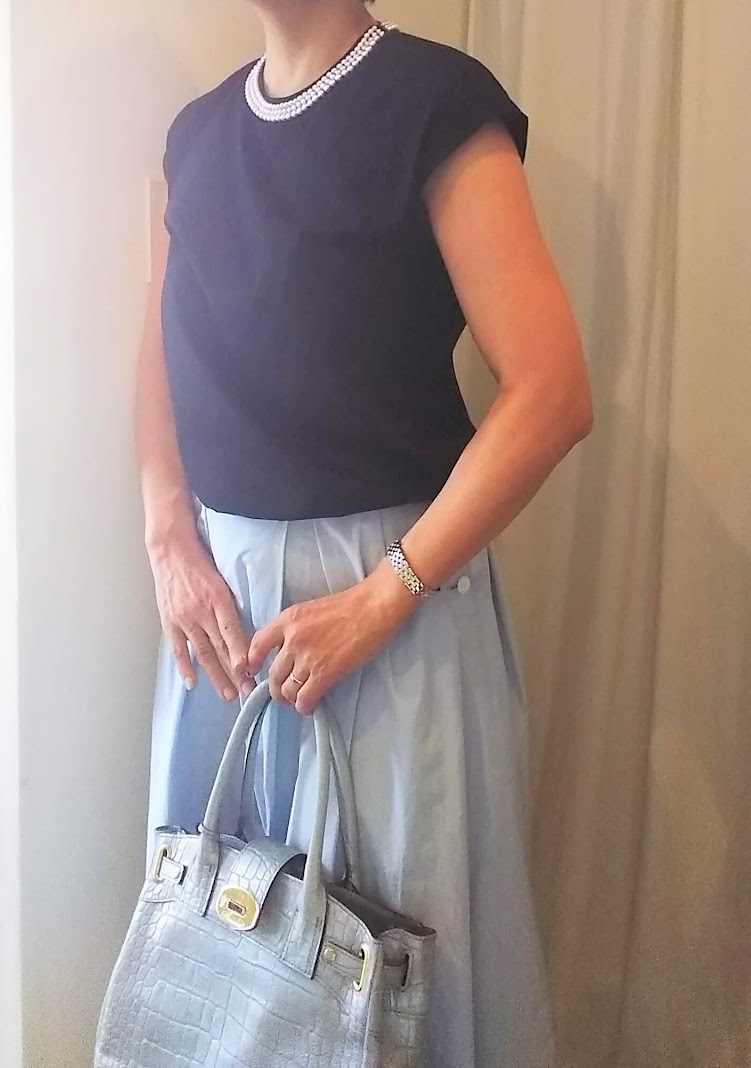 トゥモローランドのパール付きブラウスのコーデ | 50代になっても 洋服好き主婦のファッションブログ