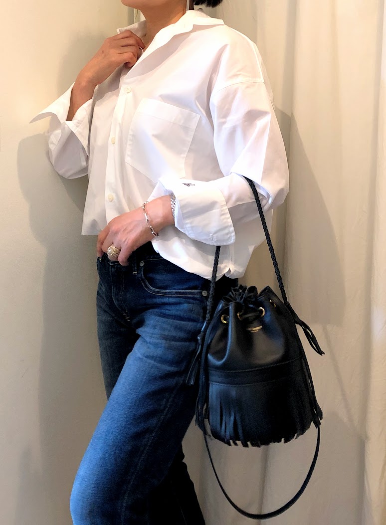 白シャツにデニムのコーデ マディソンブルーのシャツを着る幸せ | ５０代になっても 洋服好き主婦のファッションブログ